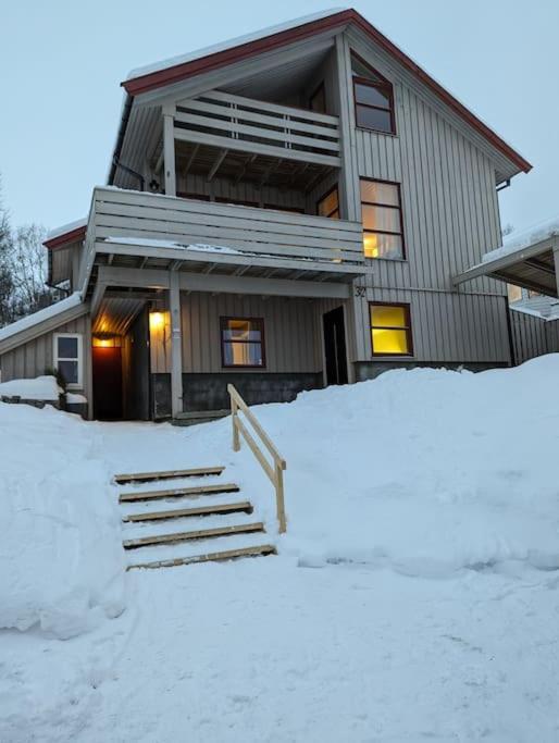 Koselig Leilighet Naer Bussholdeplass Og Natur. Tromsø Exterior foto